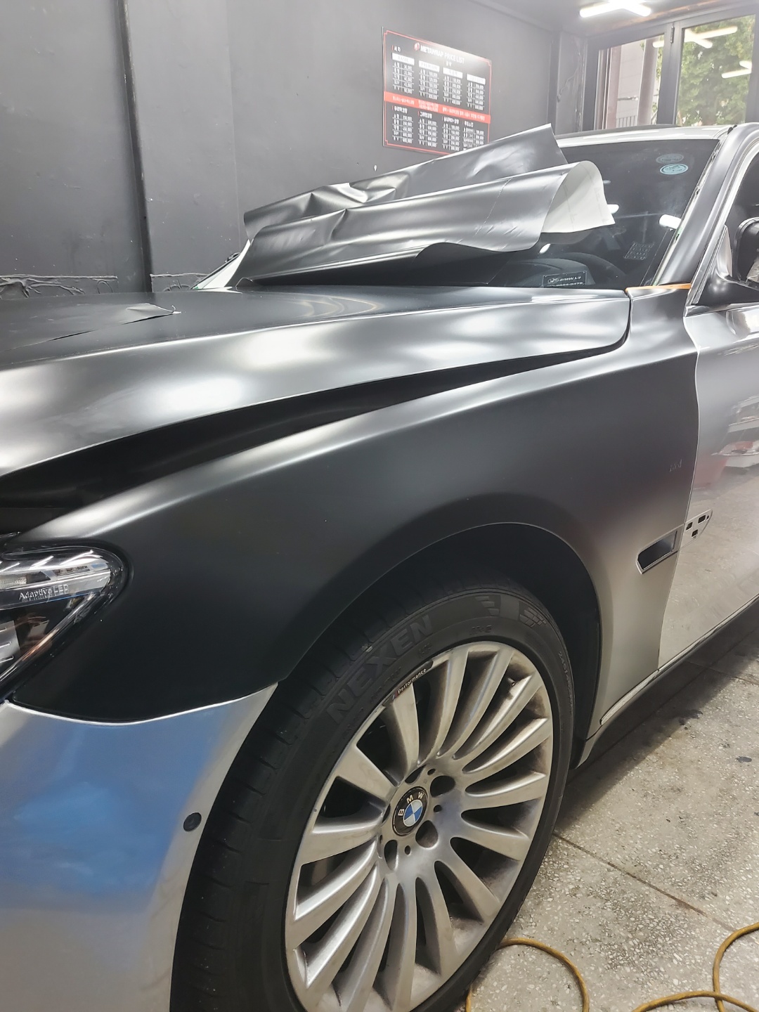 광주 서구 / 랩핑 / 에이버리 사틴 블랙 / BMW / 7시리즈