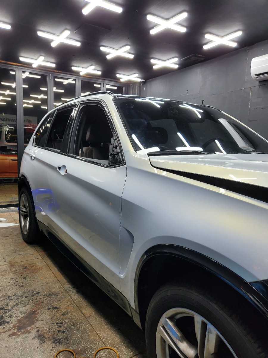 광주 서구 / 랩핑 / 메타랩 유광 화이트 골드 펄 / BMW / X5