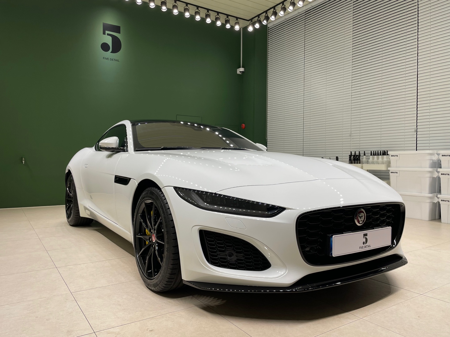 화성 / 디테일링/세차 / 신차코팅패키지 / 재규어 / F-TYPE