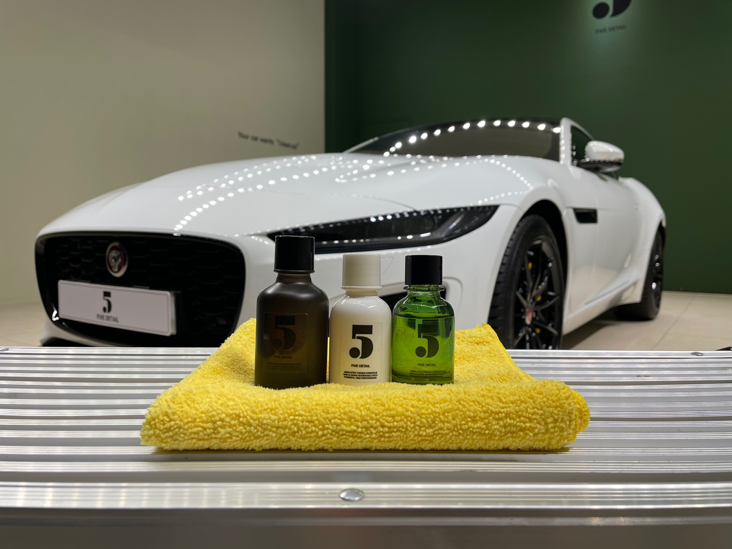 화성 / 디테일링/세차 / 신차코팅패키지 / 재규어 / F-TYPE