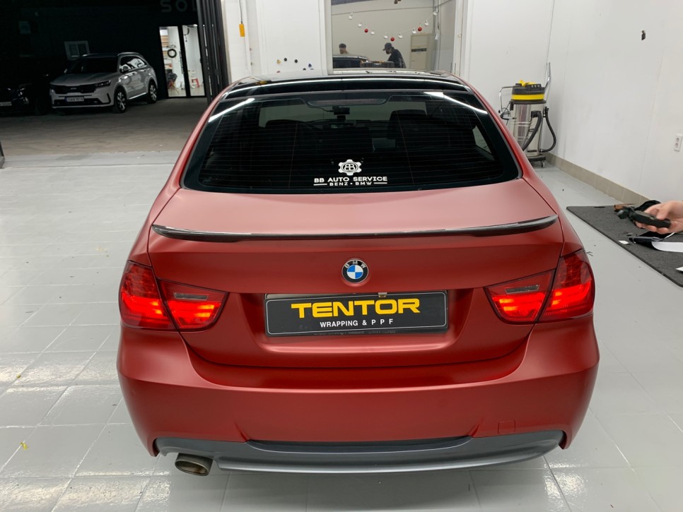 화성 향남읍 / 사틴 뱀파이어레드 전체랩핑(3M) / BMW / 3시리즈