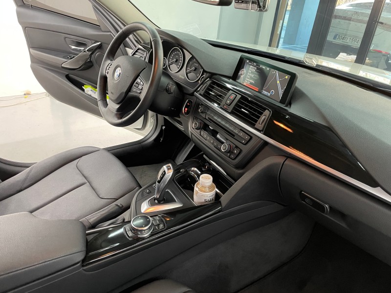 화성 향남읍 / 실내랩핑 / BMW / 3시리즈