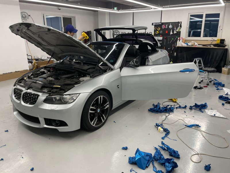 화성 향남읍 / 프리즈마틱 그레이 전체랩핑(에이버리) / BMW / 3시리즈 328i 컨버터블