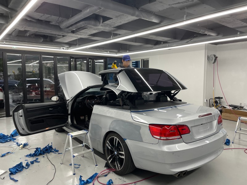 화성 향남읍 / 프리즈마틱 그레이 전체랩핑(에이버리) / BMW / 3시리즈 328i 컨버터블