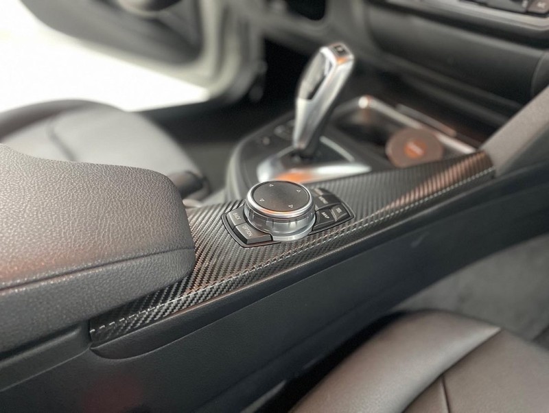 화성 향남읍 / 무광카본 실내랩핑 / BMW / 3시리즈