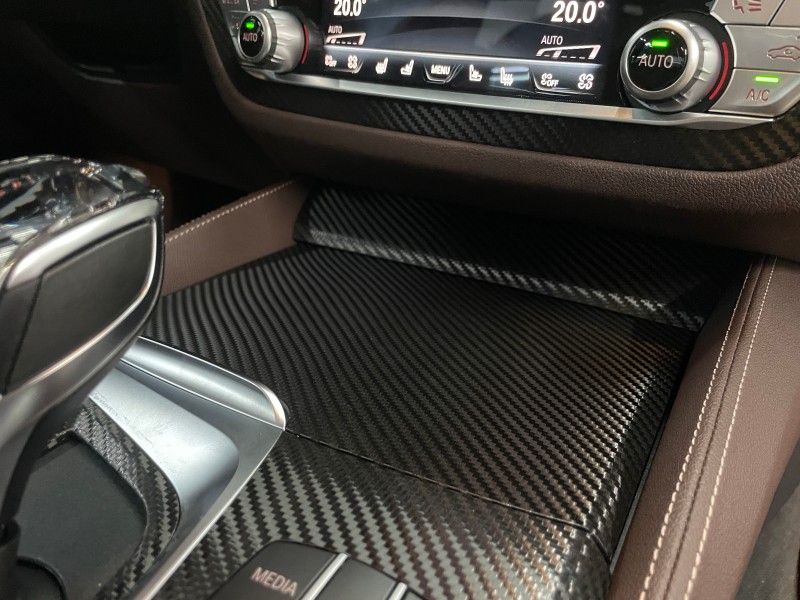 화성 향남읍 / 무광카본 실내랩핑 / BMW / 5시리즈