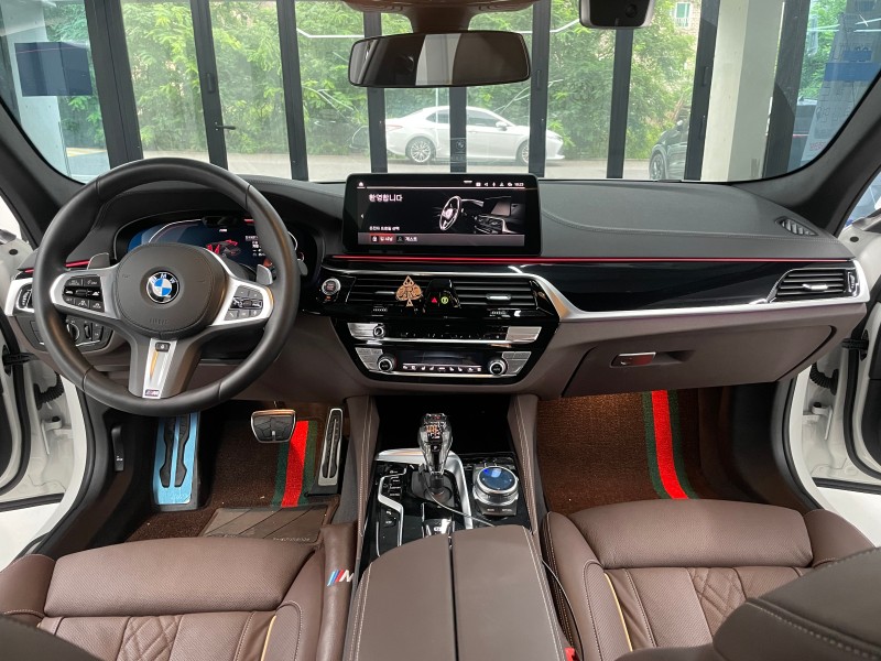화성 향남읍 / 무광카본 실내랩핑 / BMW / 5시리즈