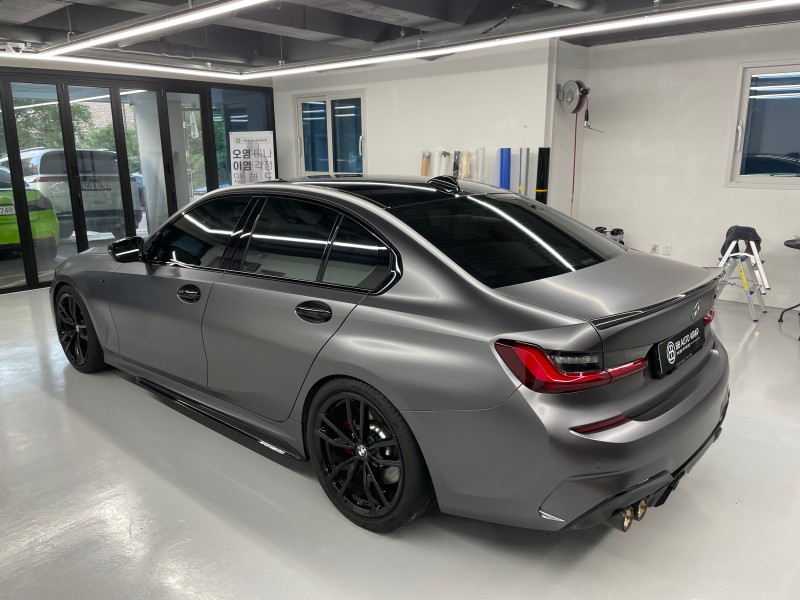 화성 향남읍 / 사틴다크그레이 전체랩핑(3m) / BMW / 3시리즈