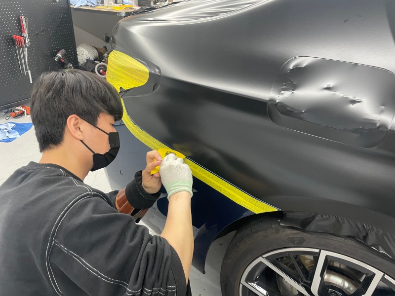 화성 향남읍 / 사틴블랙(에이버리) 전체랩핑 / BMW / 5시리즈