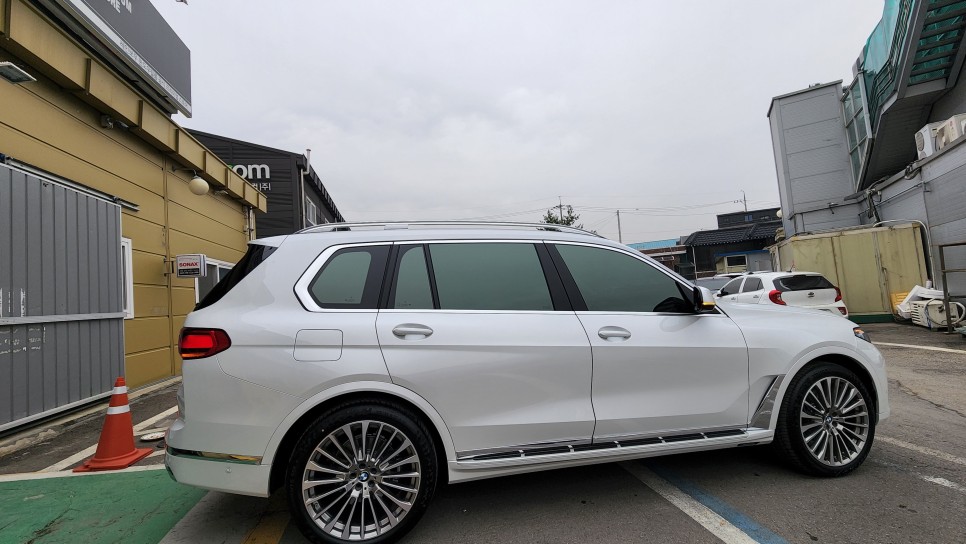 서울 강서구 / 썬팅 / BMW / X7 / X7 (G07)