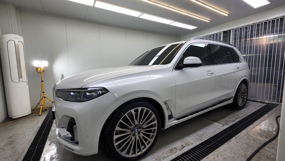 서울 강서구 / 썬팅 / BMW / X7 / X7 (G07)