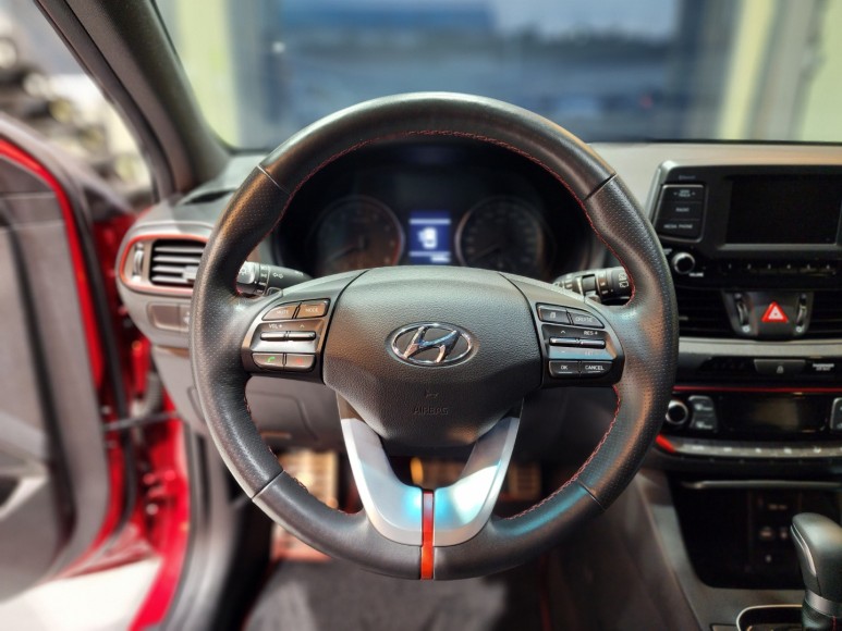 수원 권선구 / 핸들 / 현대 / i30