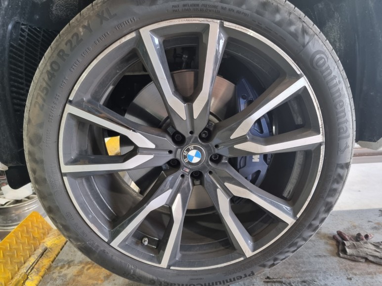 수원 권선구 / 휠복원/도색 / BMW / X7 / X7 (G07)