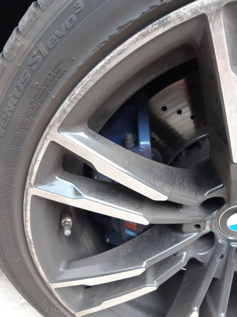 수원 권선구 / 휠복원/도색 / BMW / M5