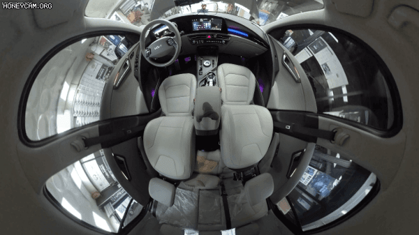 Honeycam2023-03-3012-35-31_124852.gif