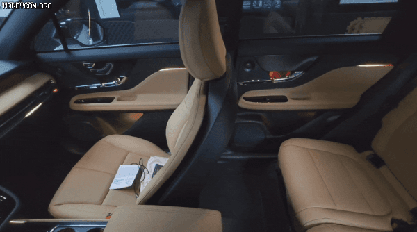 Honeycam2023-05-0915-05-04_150525.gif