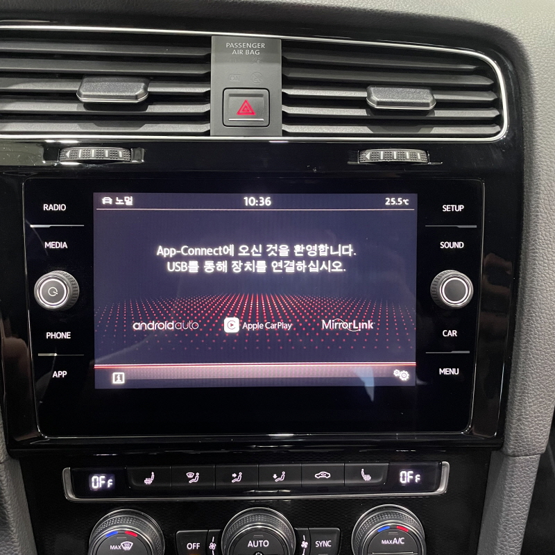 이천 부발읍 / 순정옵션(레트로핏) / MIB2.5 오디오, PAS 폴딩 후방 카메라 / 폭스바겐 / 골프 / 골프 7세대
