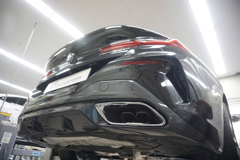 서울 동작구 / 배기(중통,보펜 모듈작업) / BMW / 8시리즈 M850i (G15)