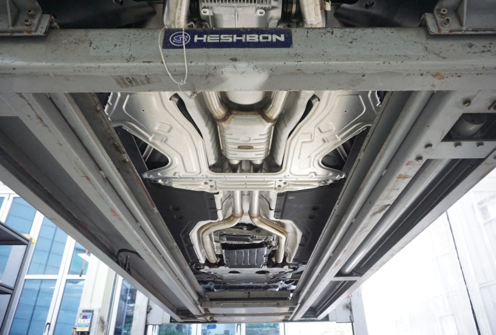 서울 동작구 / 배기(중통,보펜 모듈작업) / BMW / 8시리즈 M850i (G15)