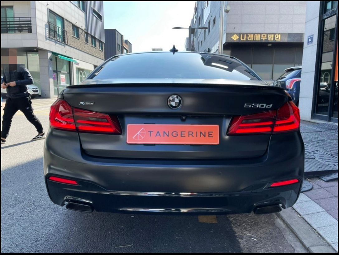 인천시 서구 / 전체랩핑 / 에이버리 사틴 블랙 컬러 / 라이트 스모그 ppf / BMW / 5시리즈 (G30) / 530d