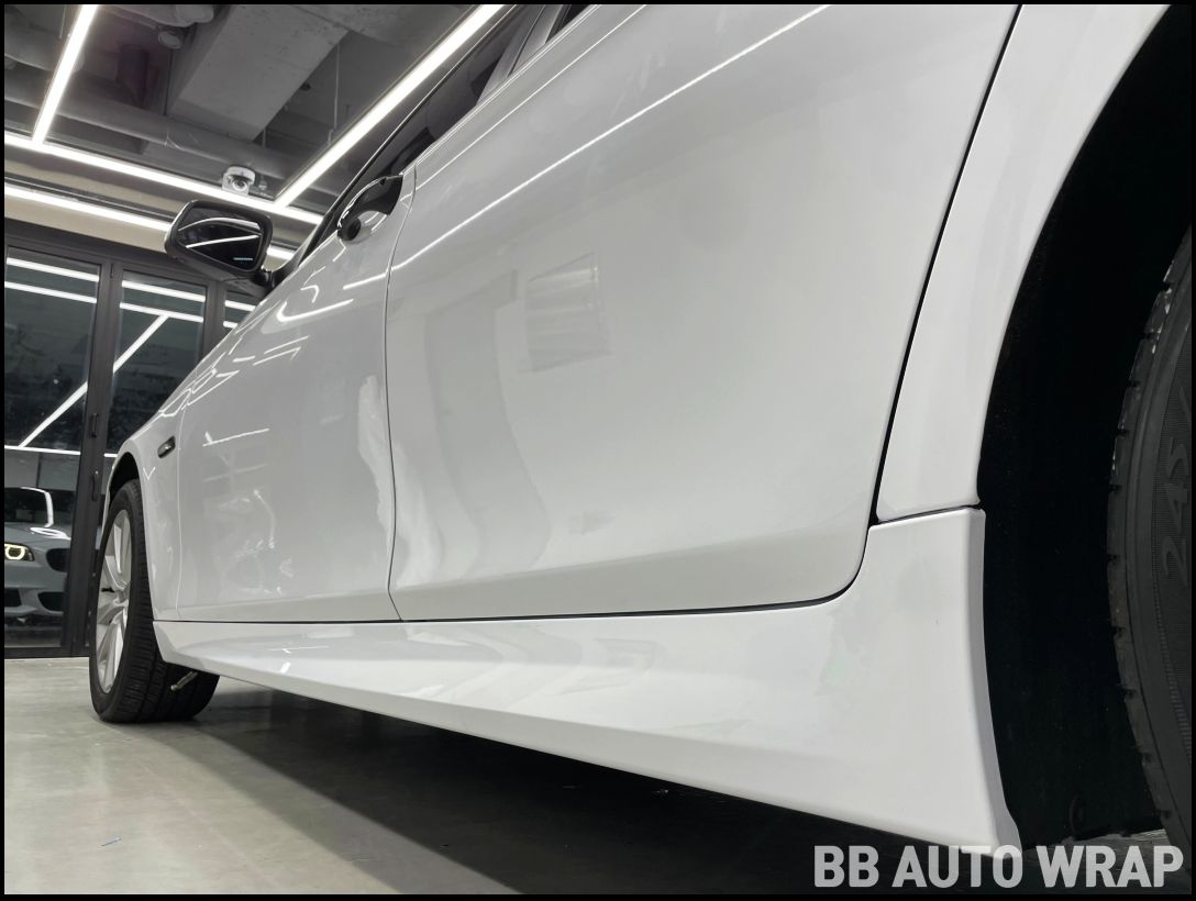 화성 향남읍 / 전체랩핑 / 비닐프로그 / 크리스탈 화이트 컬러 / 크롬죽이기 / BMW / 5시리즈 (F10)