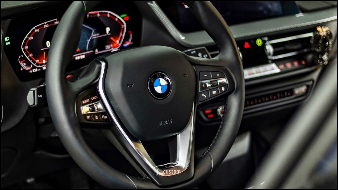 하남 초이로 / 핸들커스텀/염색 / 핸들 열선 / 워크인 스위치 / BMW / 1시리즈